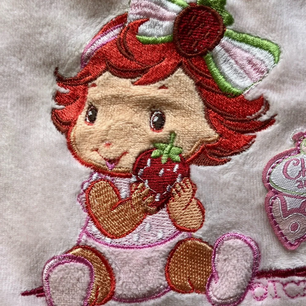 Y2K 2011 Baby Strawberry Shortcake White onesie